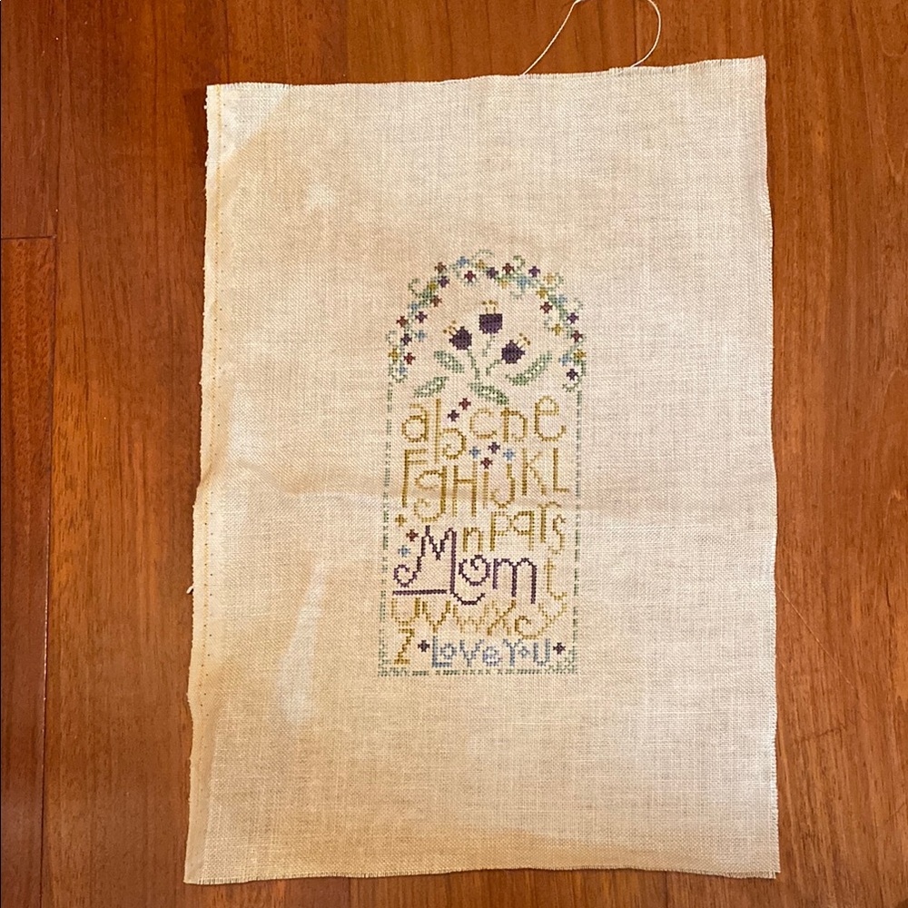 Mothers Day Embroidered alphabet Mom Wall Hanging